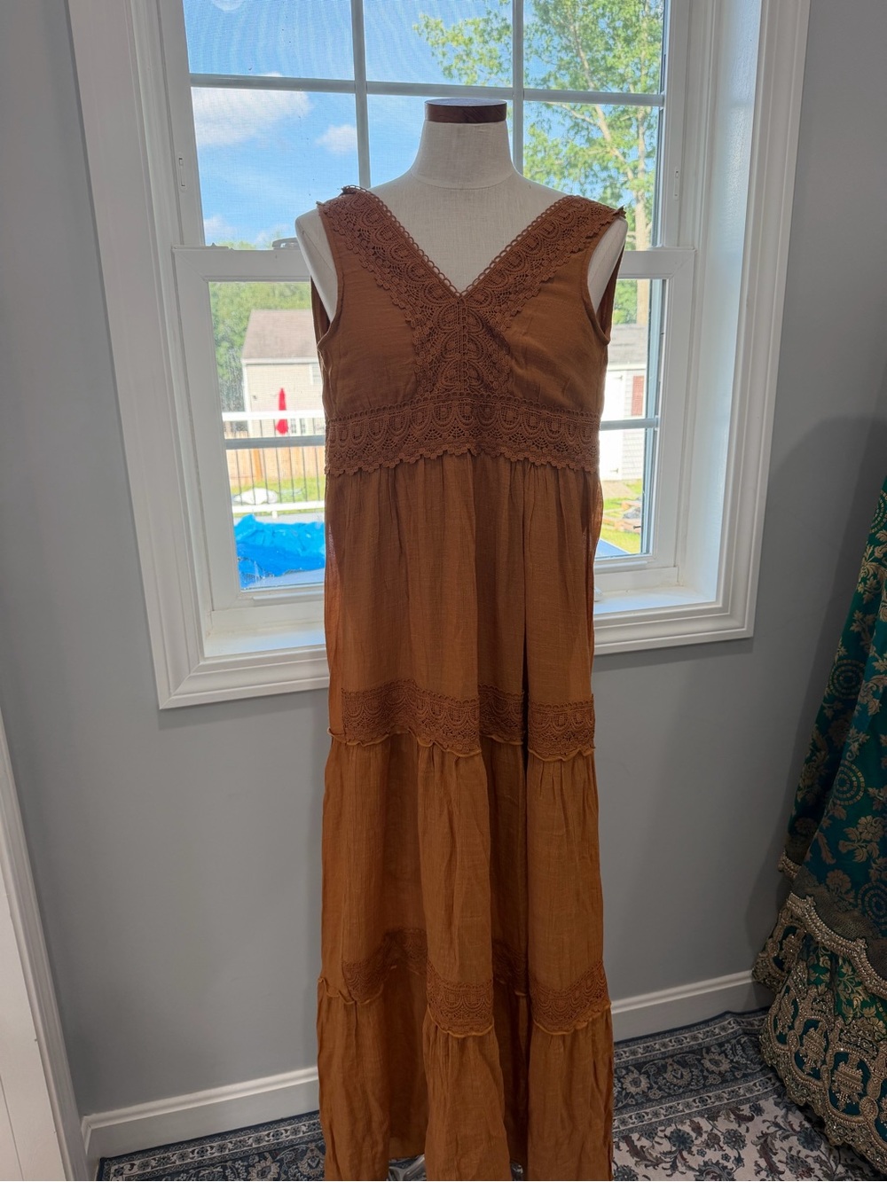 Sleeveless Brown Maxi Dress with Lace Trim